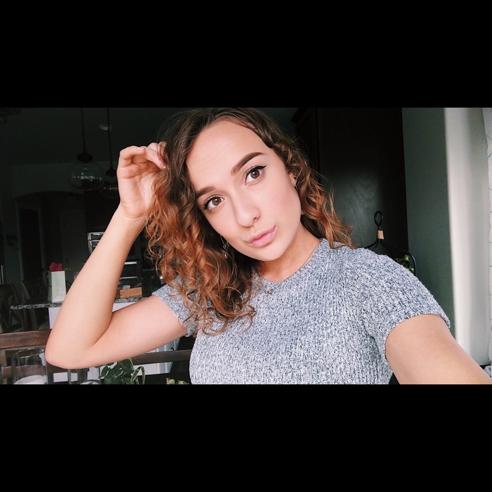 Meet your Posher, Anna